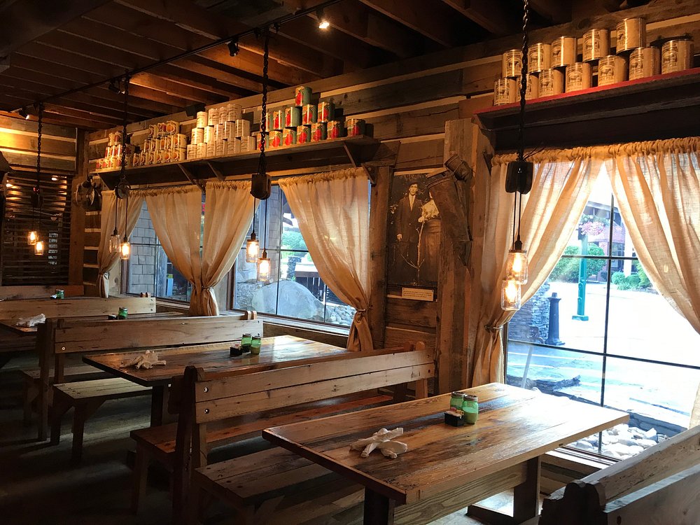 Crockett’s Breakfast Camp