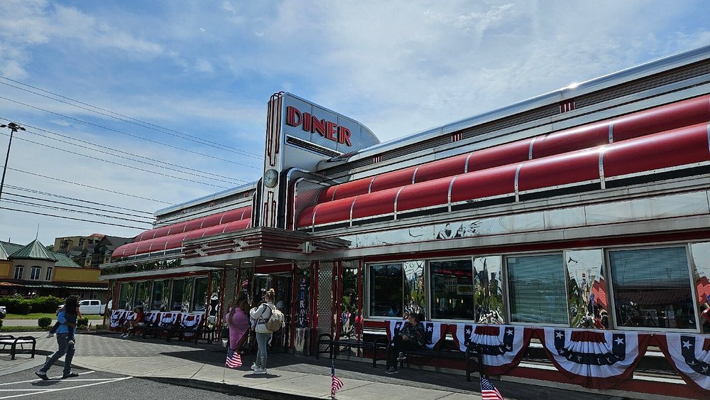 Sunliner Diner