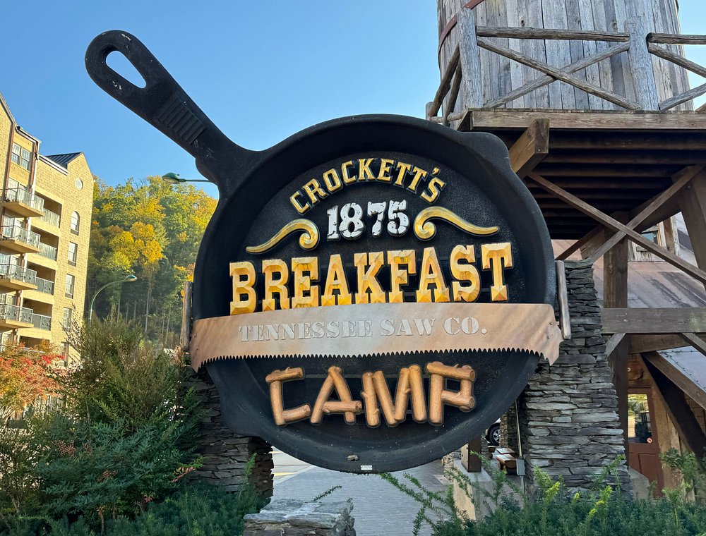 Crockett’s Breakfast Camp
