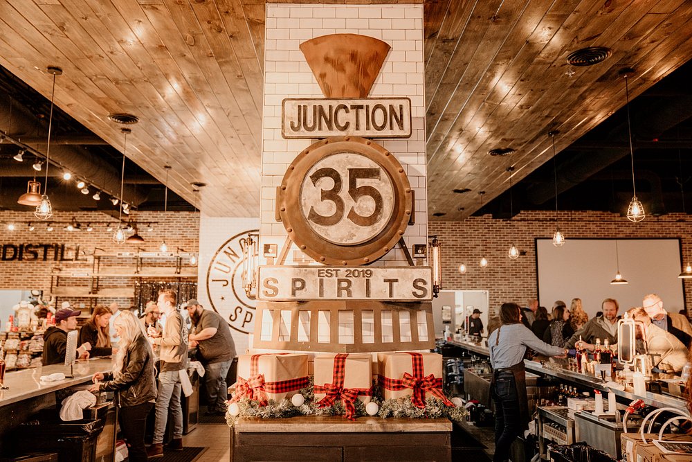 Junction 35 Kitchen & Bar – Distillery, Restaurant & Bar in Pigeon Forge, TN
